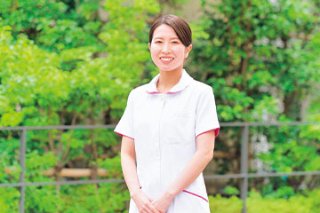 先輩インタビューその2 慶應義塾大学病院 The Leading Nurse 22年度
